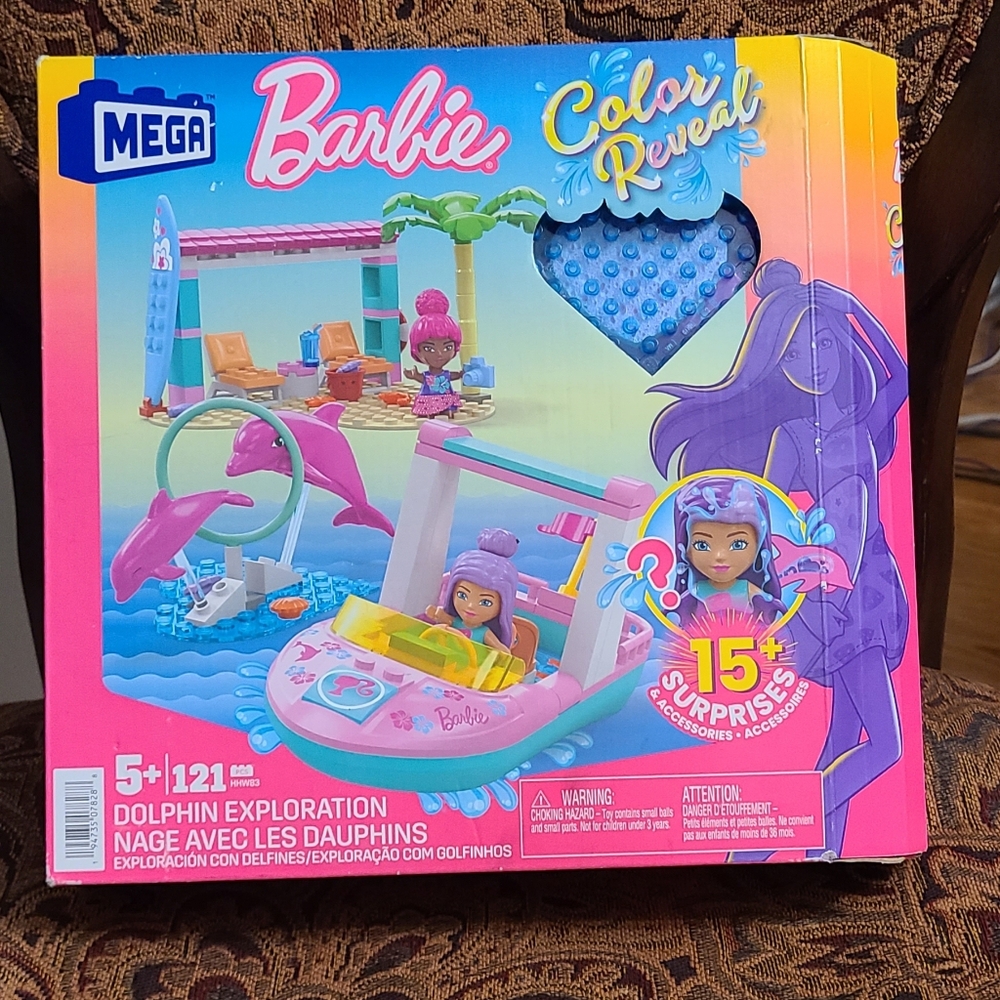 Barbie Colour Reveal Mega block building set